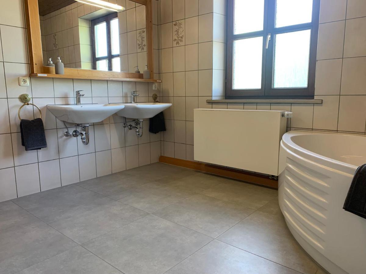 Villa Mit Pool Und Grillplatz In Regensburg Ngoại thất bức ảnh